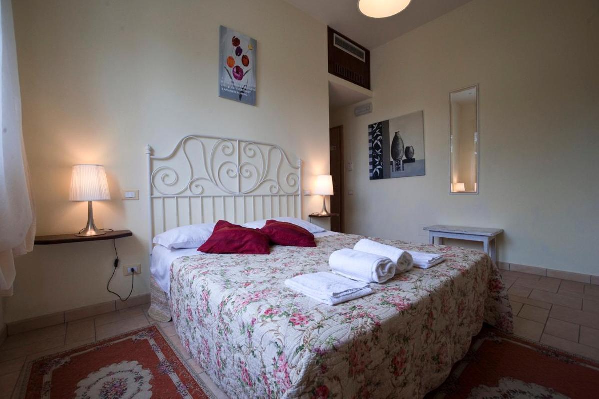 Homelink Poggibonsi - Sogno D'Oro Exterior foto